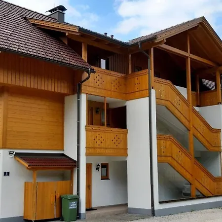 Apartment In Bach Mit Terrasse Und Garten